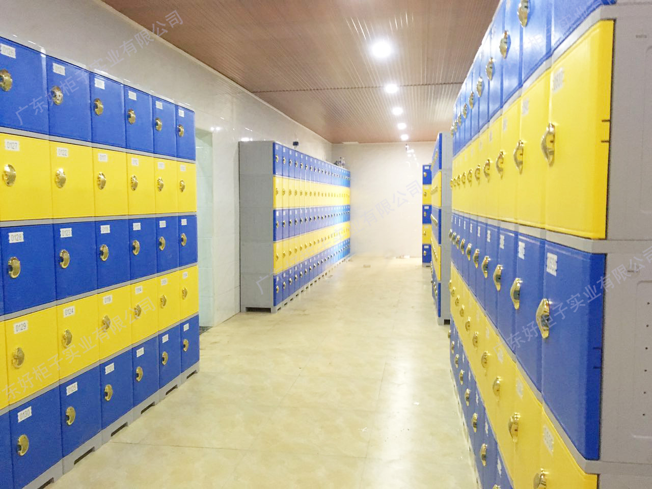 瀏陽(yáng)加勒比水世界ABS更衣柜