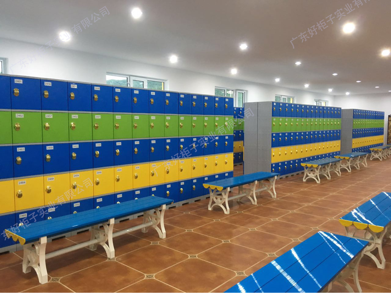 伊春市金水灣水上樂(lè)園環(huán)保塑料柜